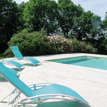 Awesome In With 5 Bedrooms, Private Swimming Pool And Heated Swimming Pool